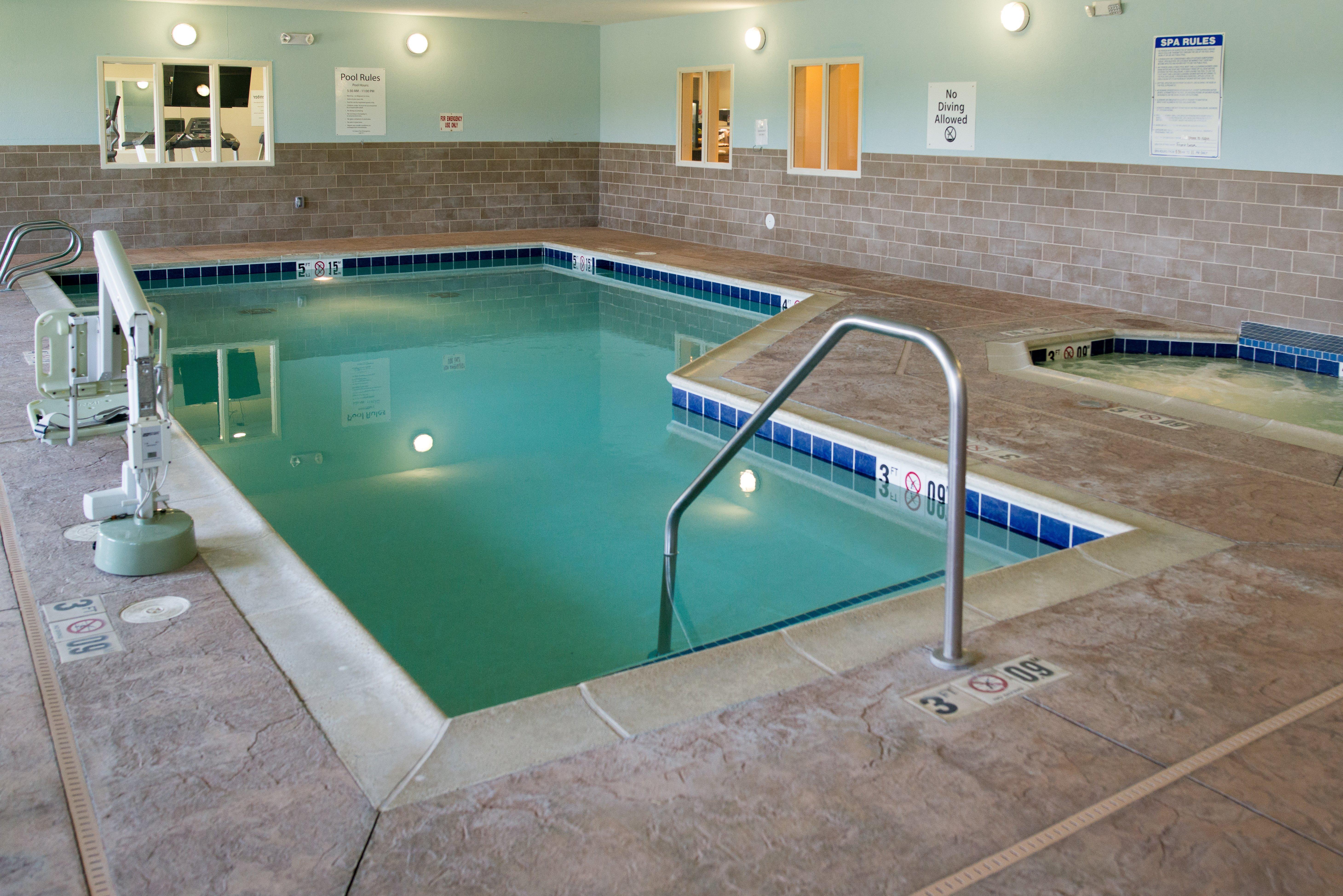 Holiday Inn Express - Albert Lea By Ihg Dış mekan fotoğraf